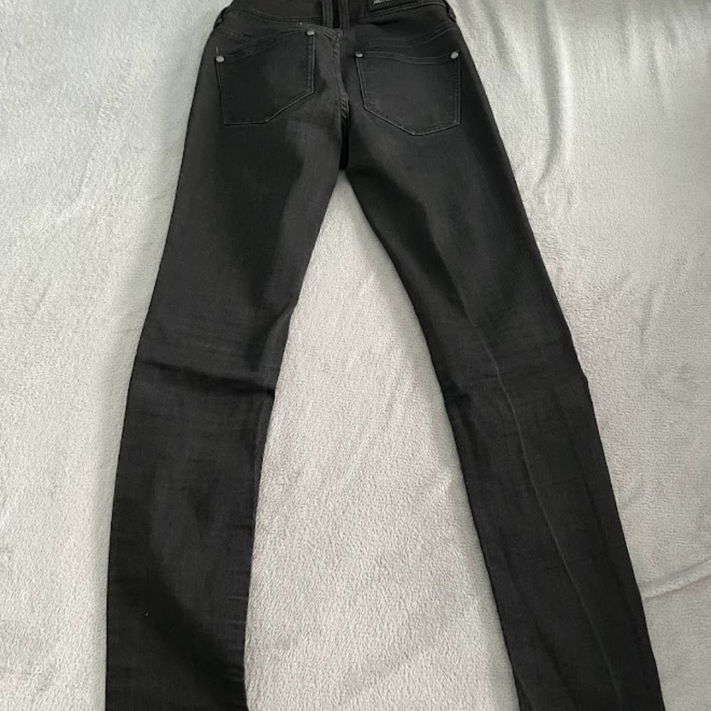 Burberry Slim Fit Black Skinny Jeans Size 26 Reg Burberry - Picture 2 of 4